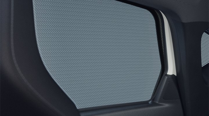 Nový Mitsubishi Grandis: Slnečné clony