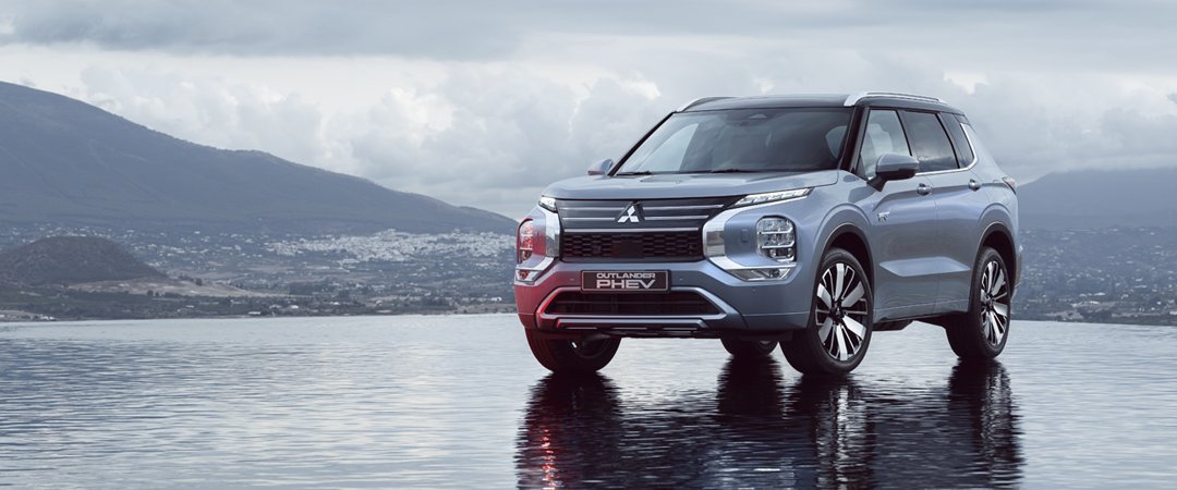 Nové Mitsubishi OUTLANDER PHEV 4X4 - sebavedomý výraz