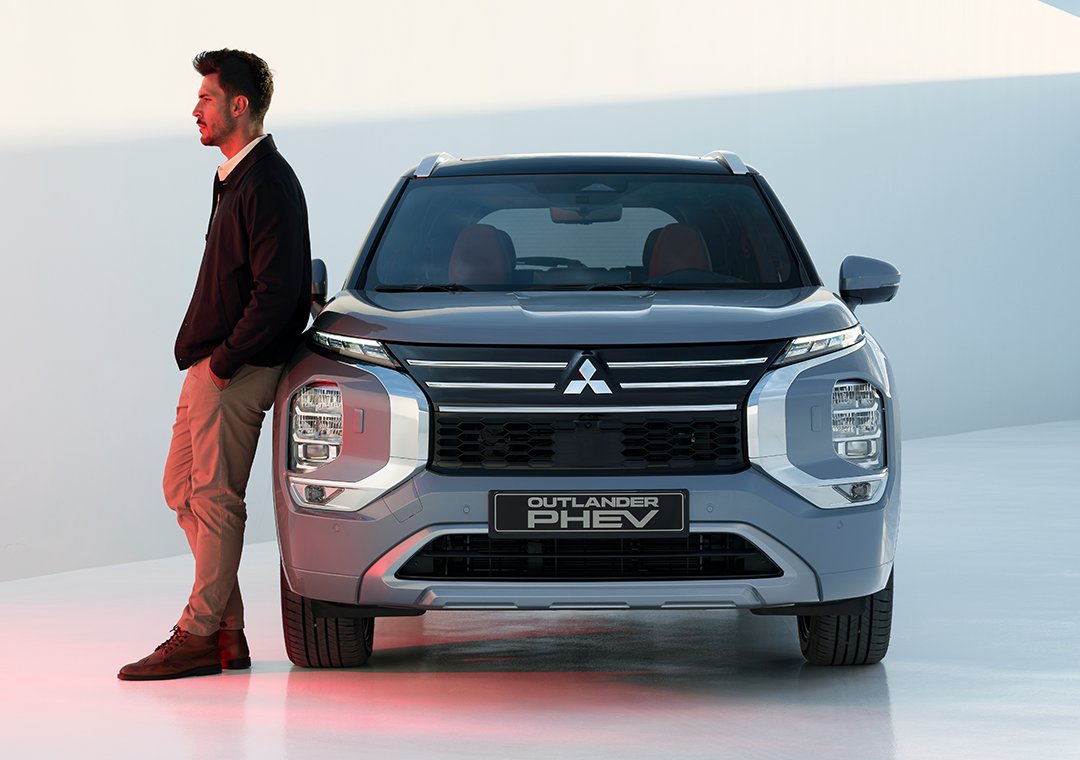 Nové Mitsubishi OUTLANDER PHEV - záruka 8 rokov