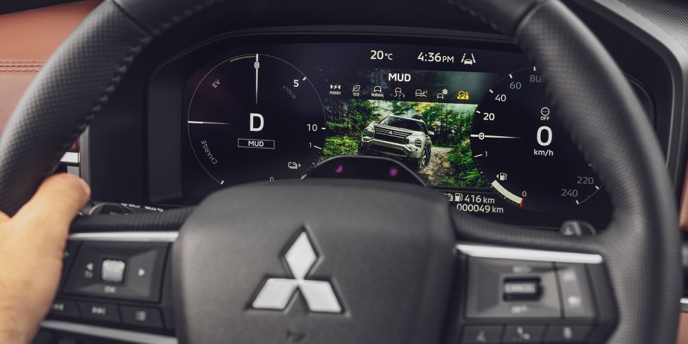 Nové Mitsubishi OUTLANDER PHEV - jazdný režim blato